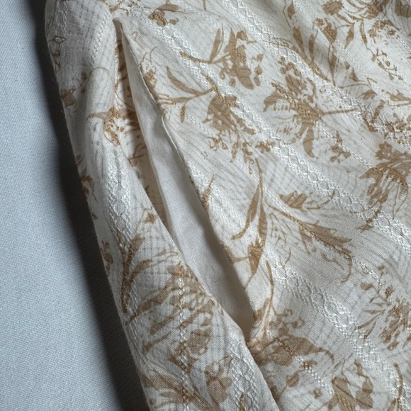 Lucy Paris Floral V-Neck Puff Sleeve Mini Dress Beige Women's Medium - Picture 6 of 10